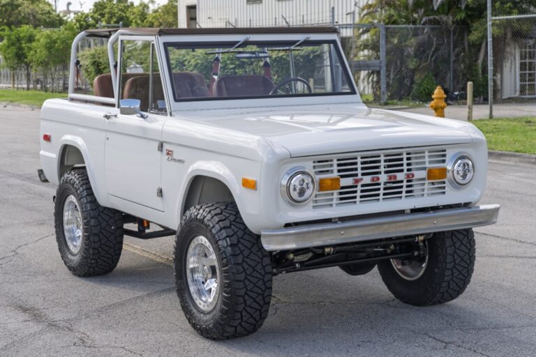 bronco_white-9